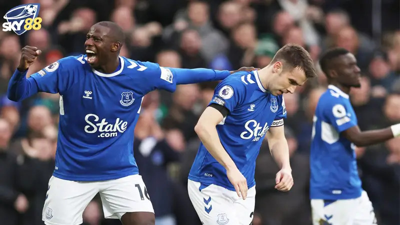 Suc Manh Va Phong Do Cua Leeds United Vs Everton